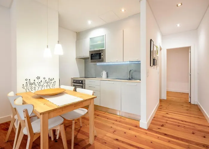 Guestready - Homely Base Near Castle شقة *