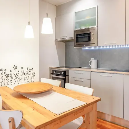 Apartament Guestready - Homely Base Near Castle *